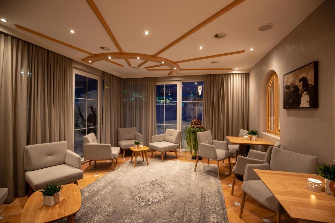 The Hotel - Himmlisch Wohlfuehlen Ischgl Ngoại thất bức ảnh