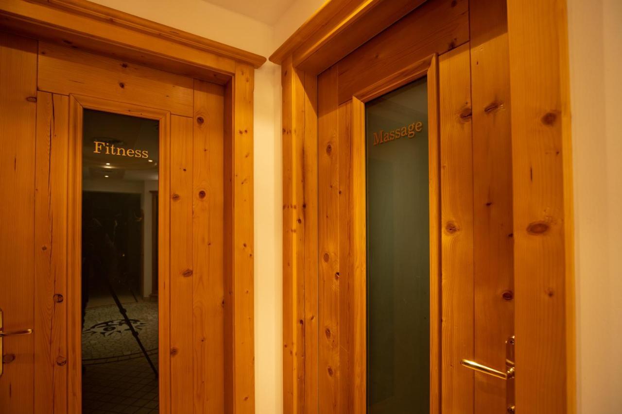 The Hotel - Himmlisch Wohlfuehlen Ischgl Ngoại thất bức ảnh
