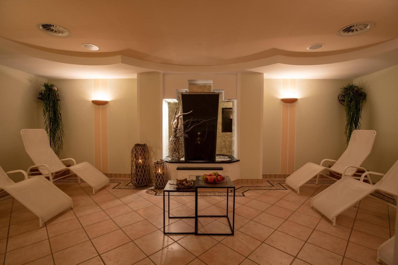 The Hotel - Himmlisch Wohlfuehlen Ischgl Ngoại thất bức ảnh